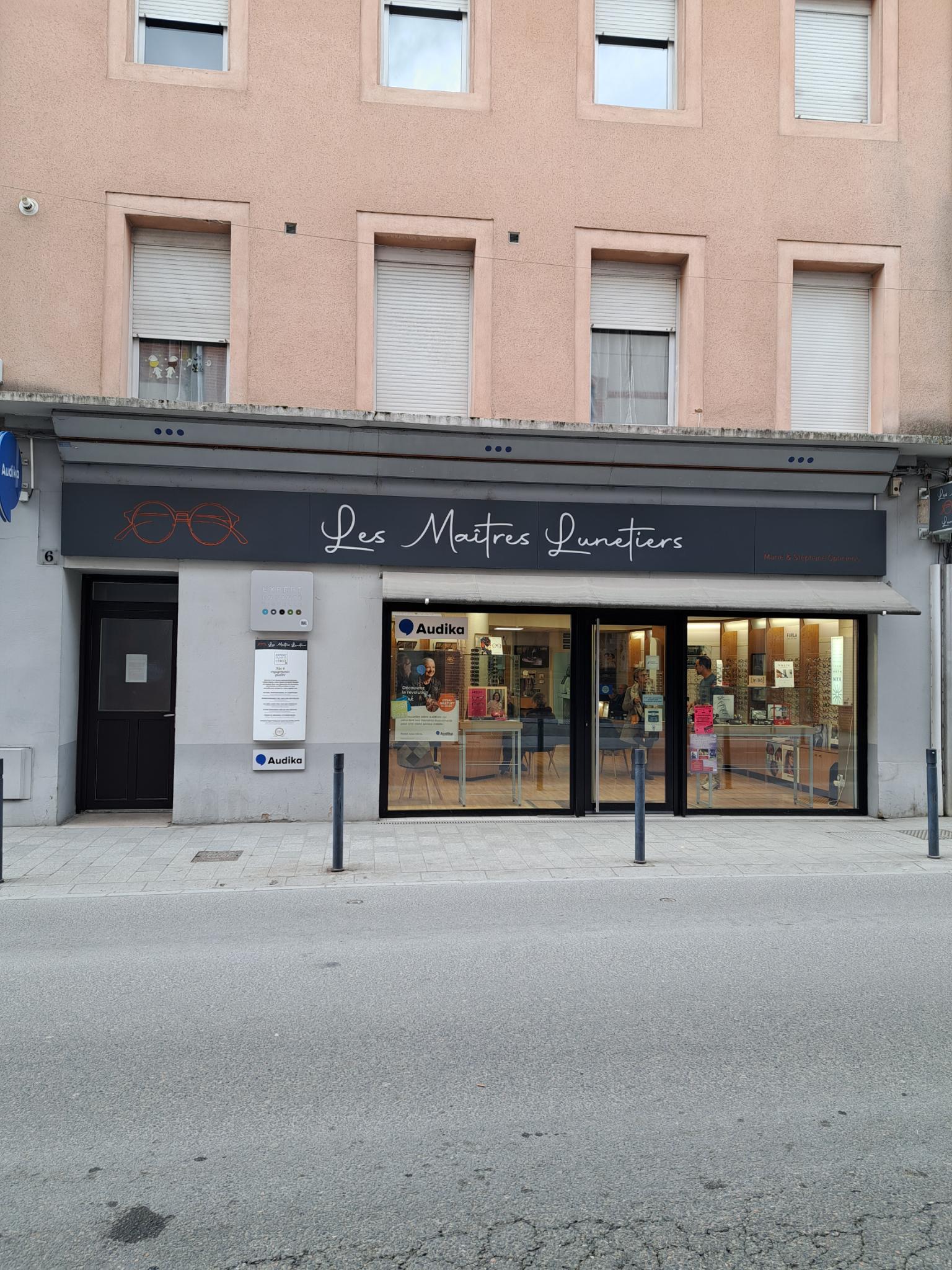 Les Maîtres Lunetiers